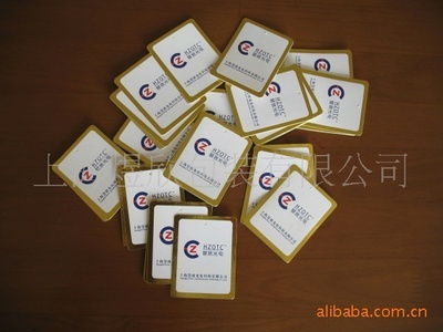 【供應(yīng)吊牌,紙吊牌,PVC吊牌,塑料吊牌,PP吊牌,】?jī)r(jià)格,廠家,圖片,滴膠滴塑產(chǎn)品,上海煜欣包裝-